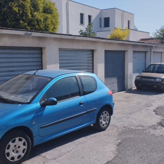  Annonces BOUCBELAIR : Garage / Parking | MARSEILLE (13015) | 13 m2 | 104 000 € 